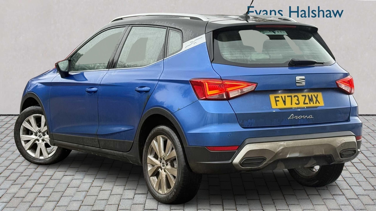 Used SEAT Arona 2023 for sale - 77232930: Photo 2