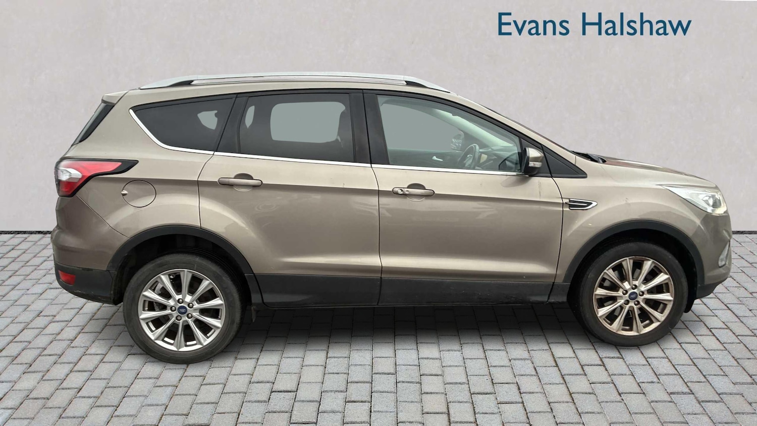 Used Ford Kuga 2019 for sale - 77348116: Photo 3