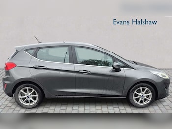 Used Ford Fiesta 2017 for sale - 78666675: Photo