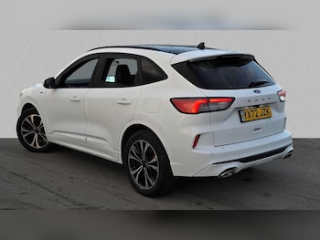 Used Ford Kuga 2022 for sale - 76100624: Photo 2
