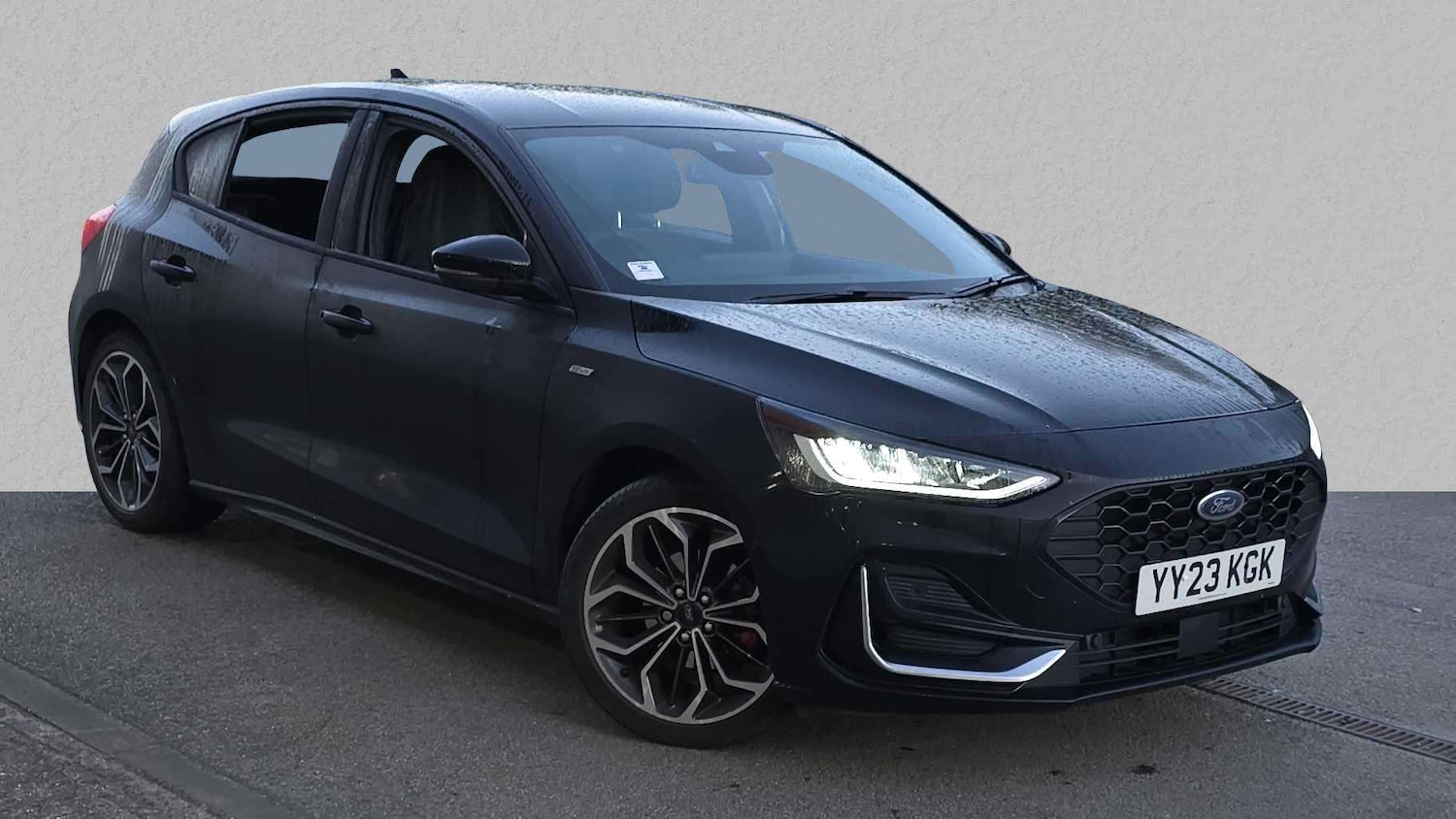 Used Ford Focus 2023 for sale - 76045144: Photo 1