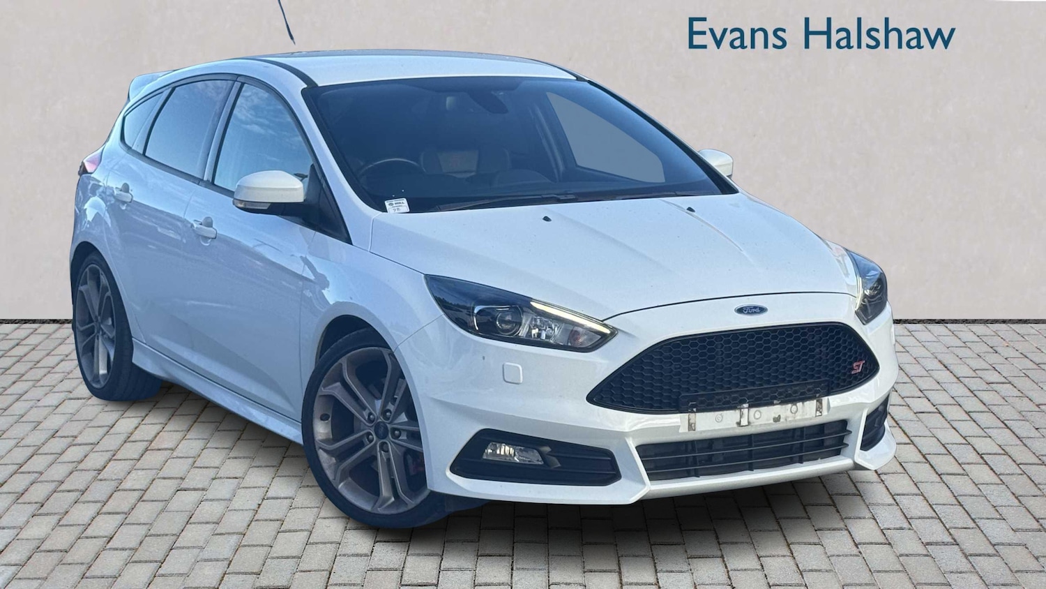 Used Ford Focus 2016 for sale - 76661919: Photo 1
