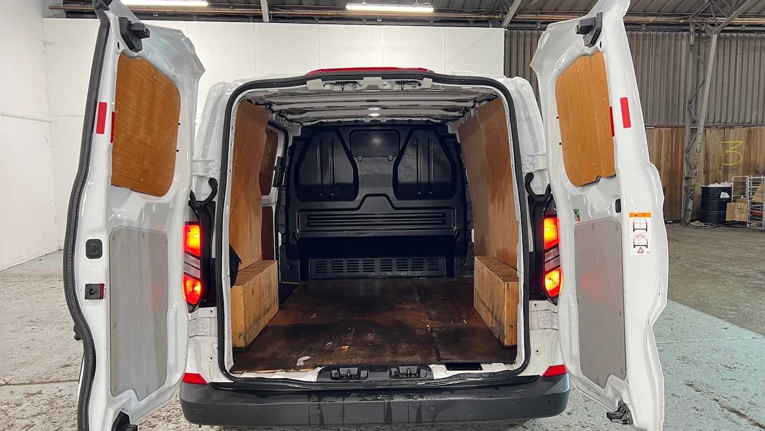 Used Ford Transit Custom 2024 for sale - 77972914: Photo 12