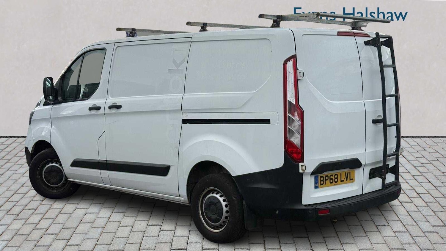 Used Ford Transit Custom 2019 for sale - 76401345: Photo 4