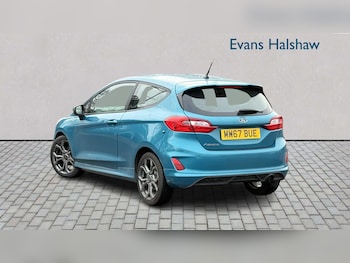 Used Ford Fiesta 2017 for sale - 76928974: Photo