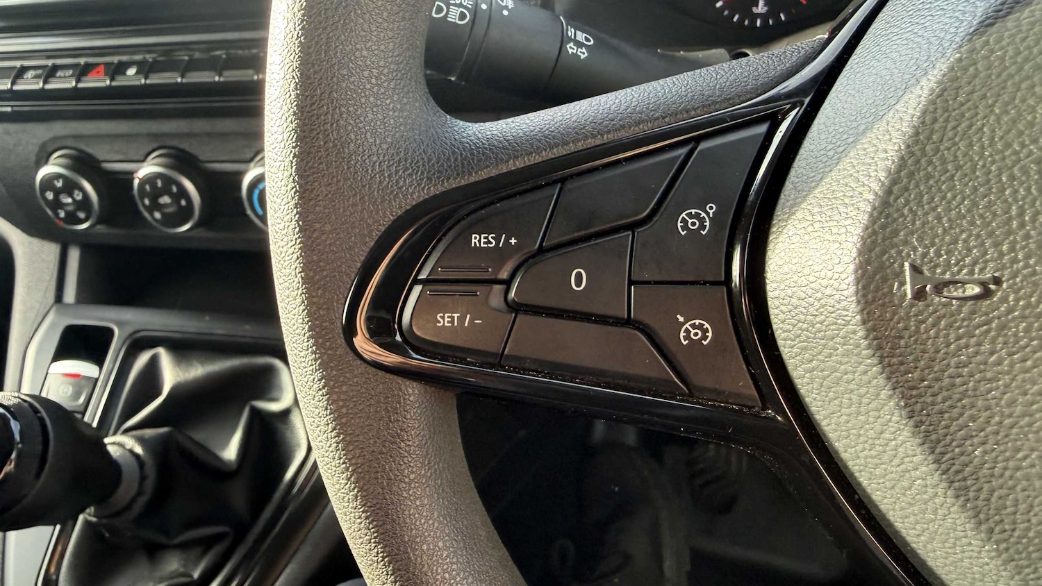 Used Renault Kangoo 2024 for sale - 76310824: Photo 28