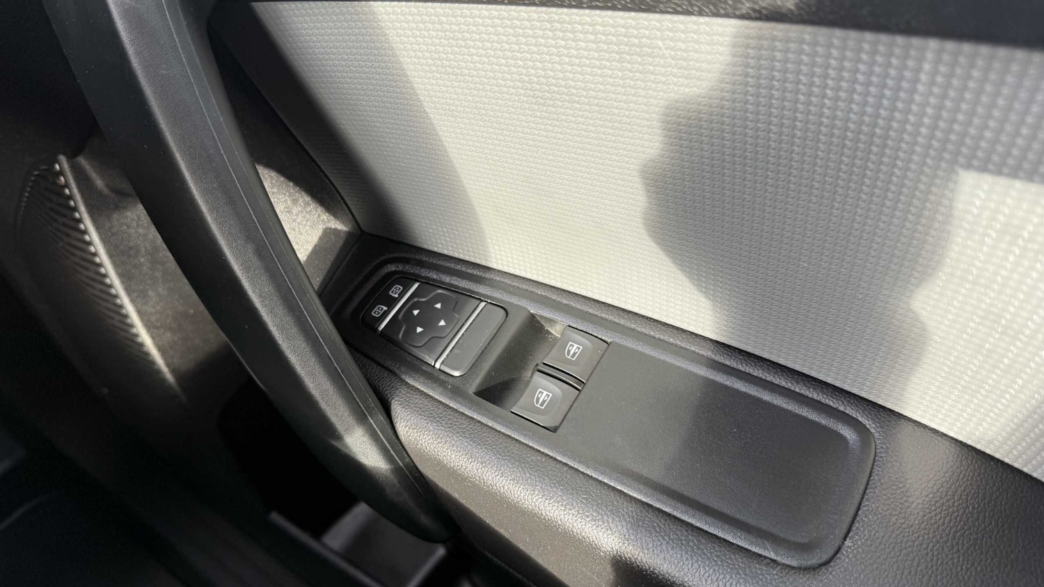 Used Renault Kangoo 2024 for sale - 76310824: Photo 30