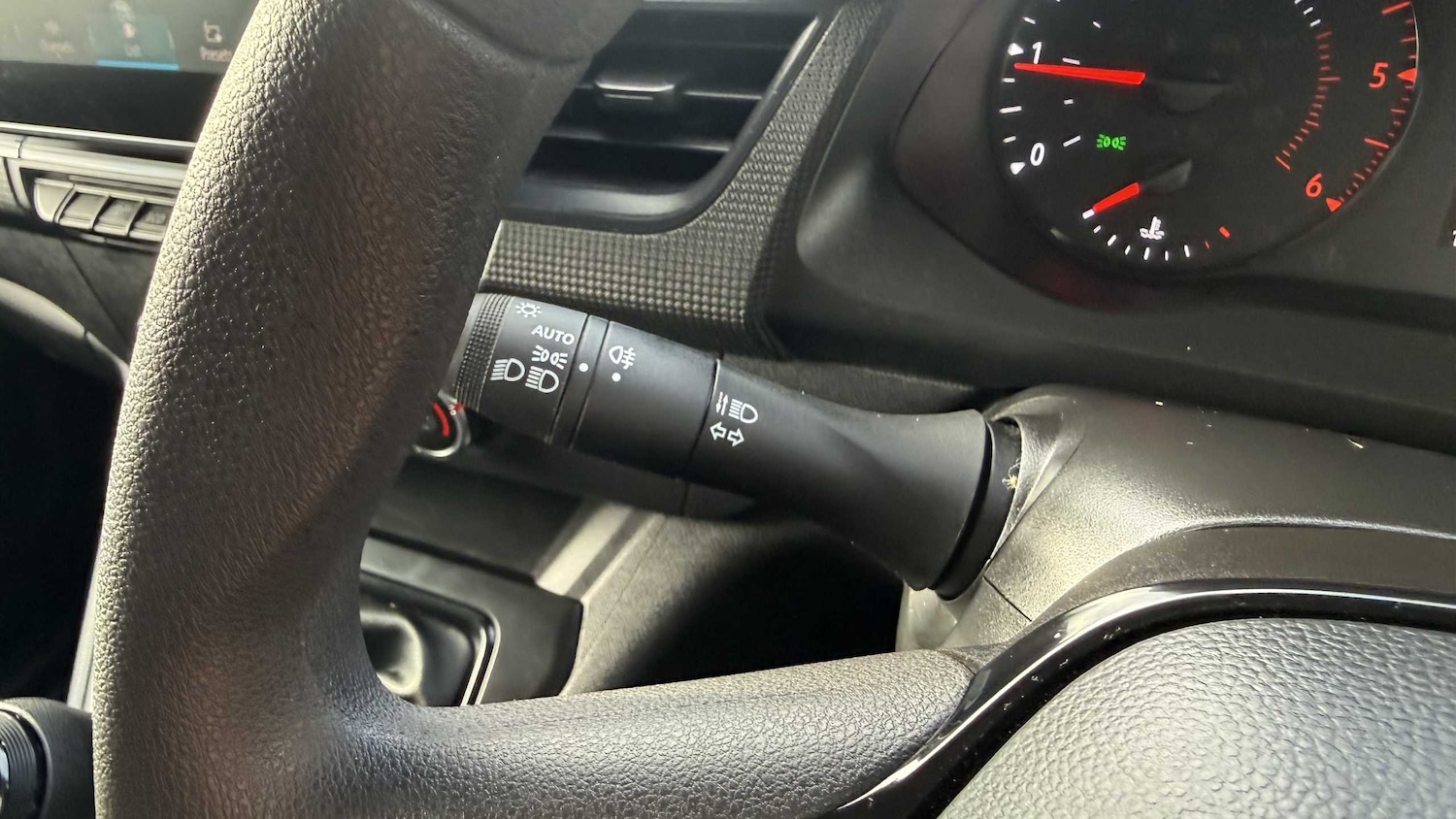 Used Renault Kangoo 2024 for sale - 76310824: Photo 31