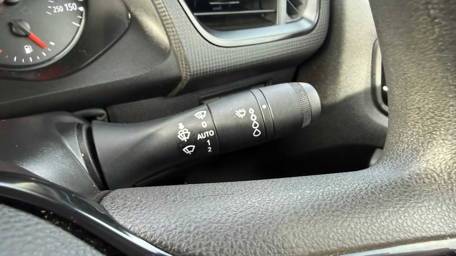 Used Renault Kangoo 2024 for sale - 76310824: Photo 32