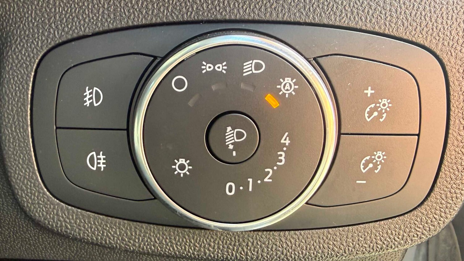 Used Ford Fiesta 2018 for sale - 78119207: Photo 21