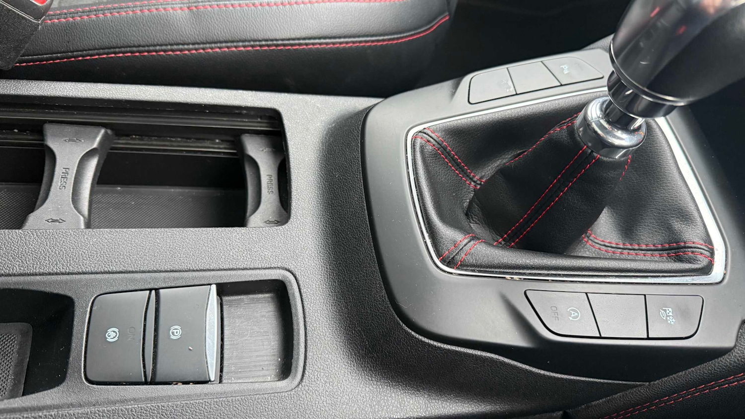 Used Ford Kuga 2022 for sale - 76488168: Photo 26