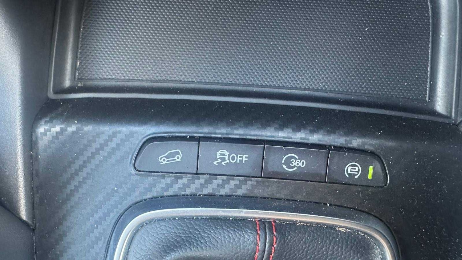 Vehicle 33