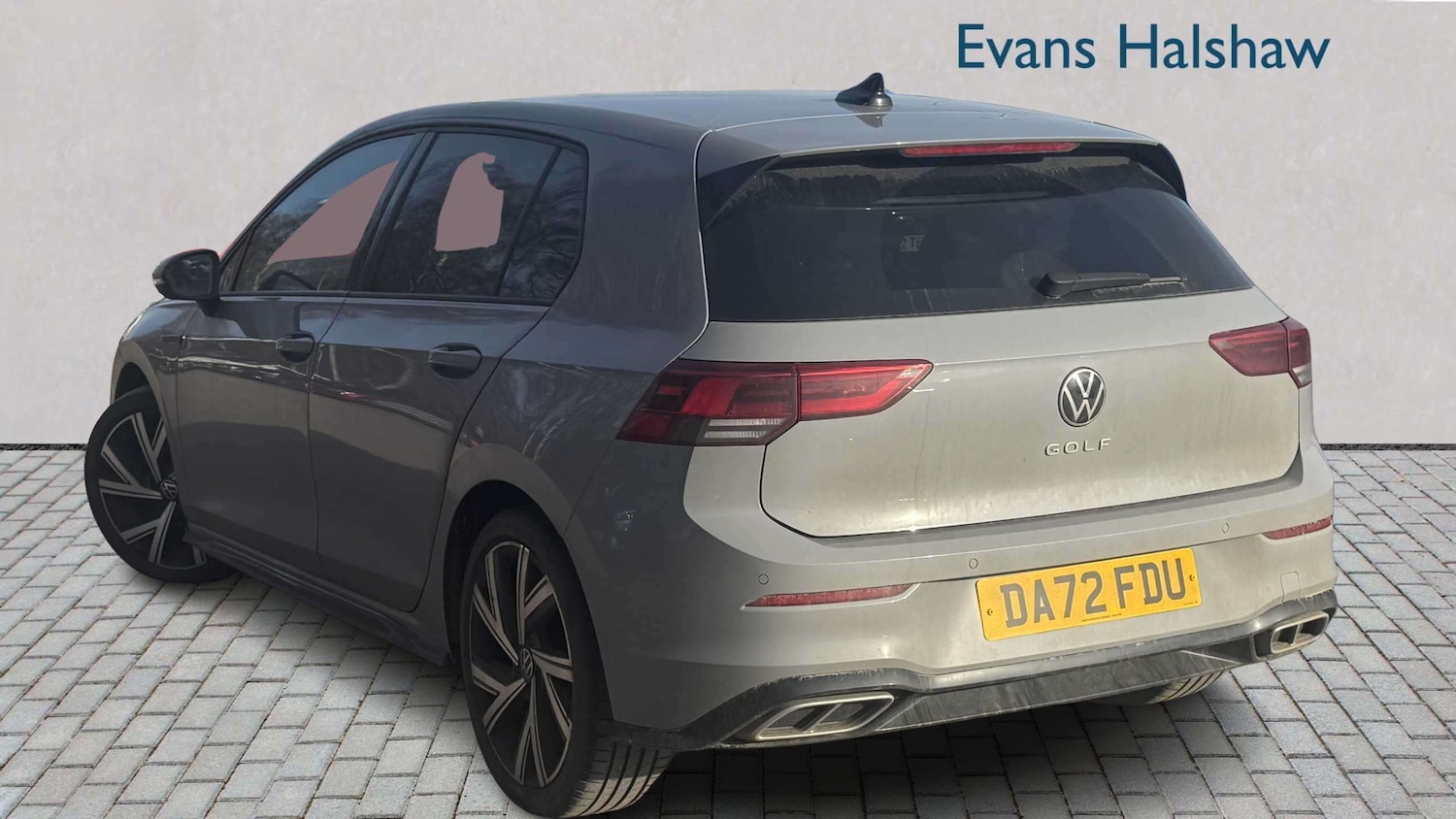 Used Volkswagen Golf 2023 for sale - 77674819: Photo 2