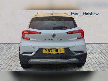 Used Renault Captur 2022 for sale - 77726816: Photo