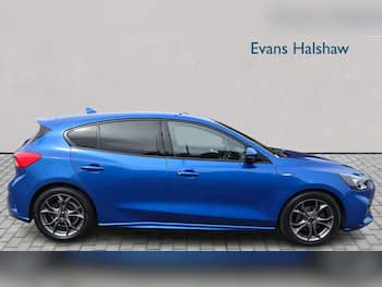 Used Ford Focus 2019 for sale - 79660371: Photo