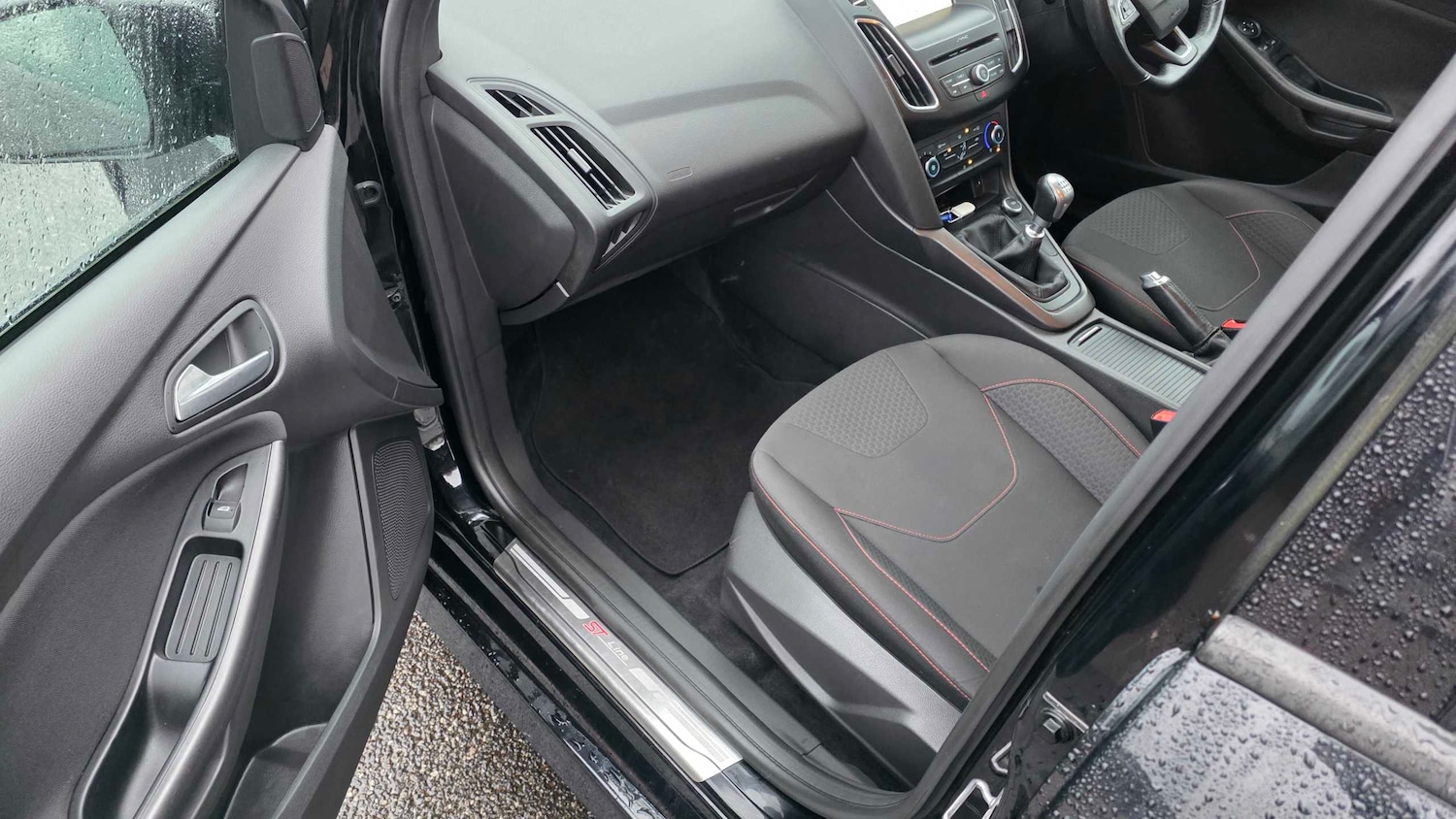 Used Ford Focus 2017 for sale - 77082965: Photo 13