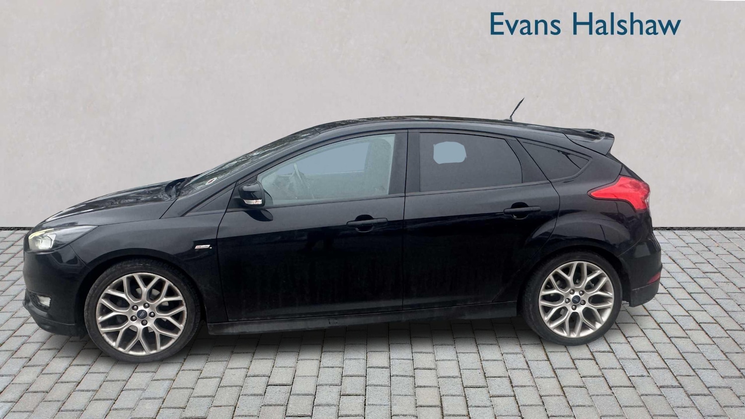 Used Ford Focus 2017 for sale - 77082965: Photo 6