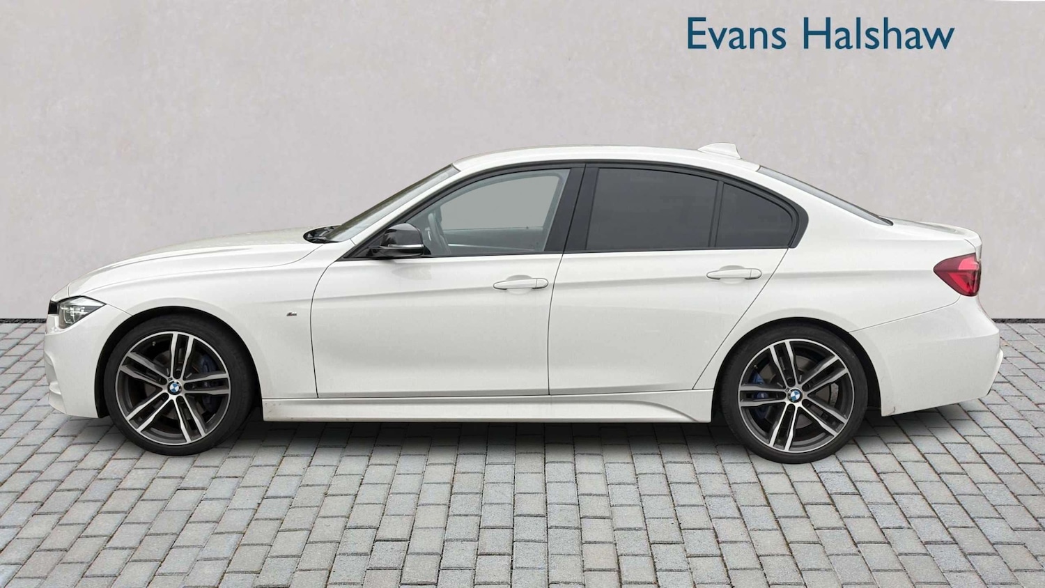 Used BMW 3 Series 2017 for sale - 78104543: Photo 3