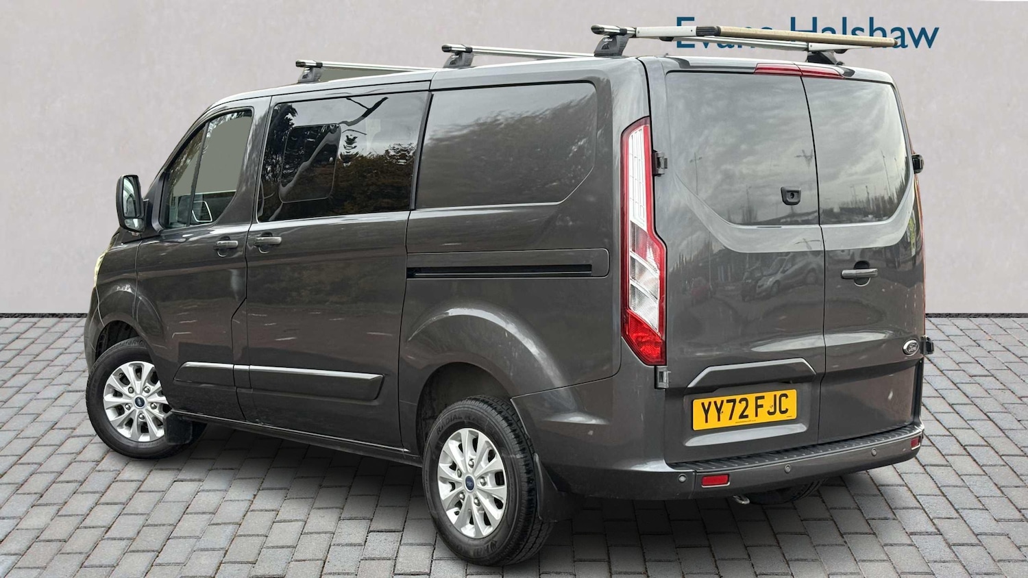 Used Ford Transit Custom 2022 for sale - 76916099: Photo 2