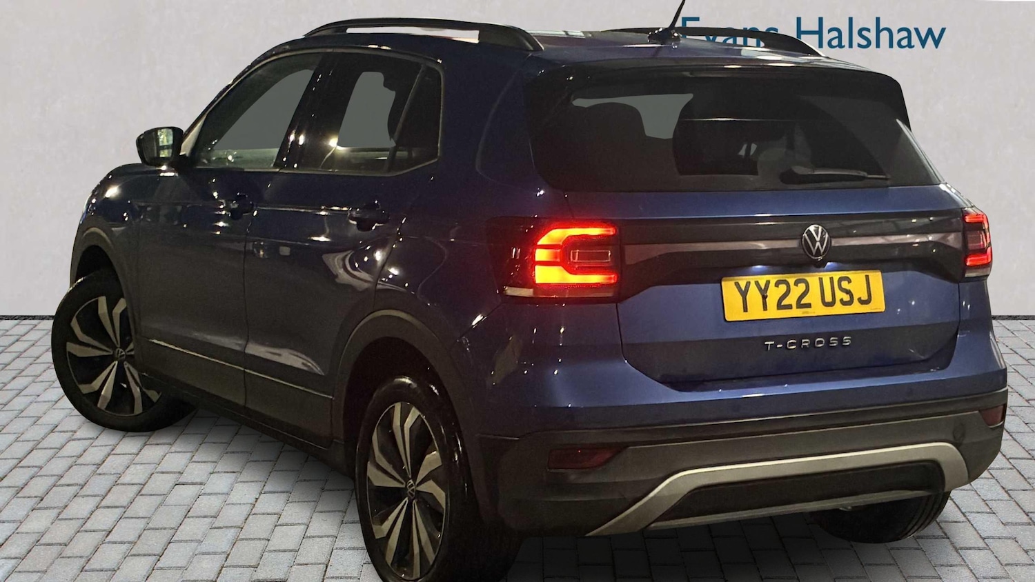 Used Volkswagen T-Cross 2022 for sale - 77401684: Photo 2