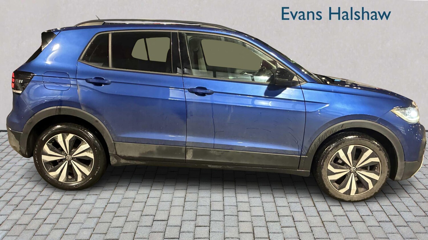 Used Volkswagen T-Cross 2022 for sale - 77401684: Photo 3