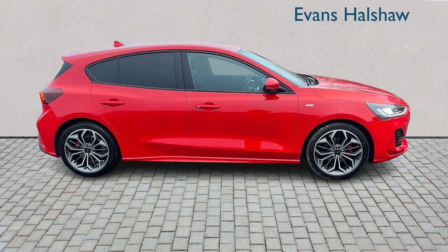 Used Ford Focus 2025 for sale - 77233123: Photo 3