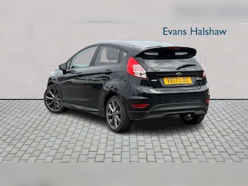 Used Ford Fiesta 2017 for sale - 78754632: Photo