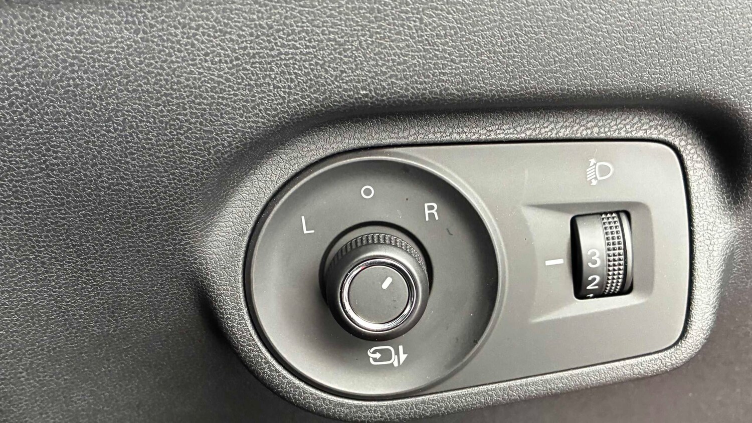 Used MG MG ZS 2025 for sale - 76610681: Photo 28