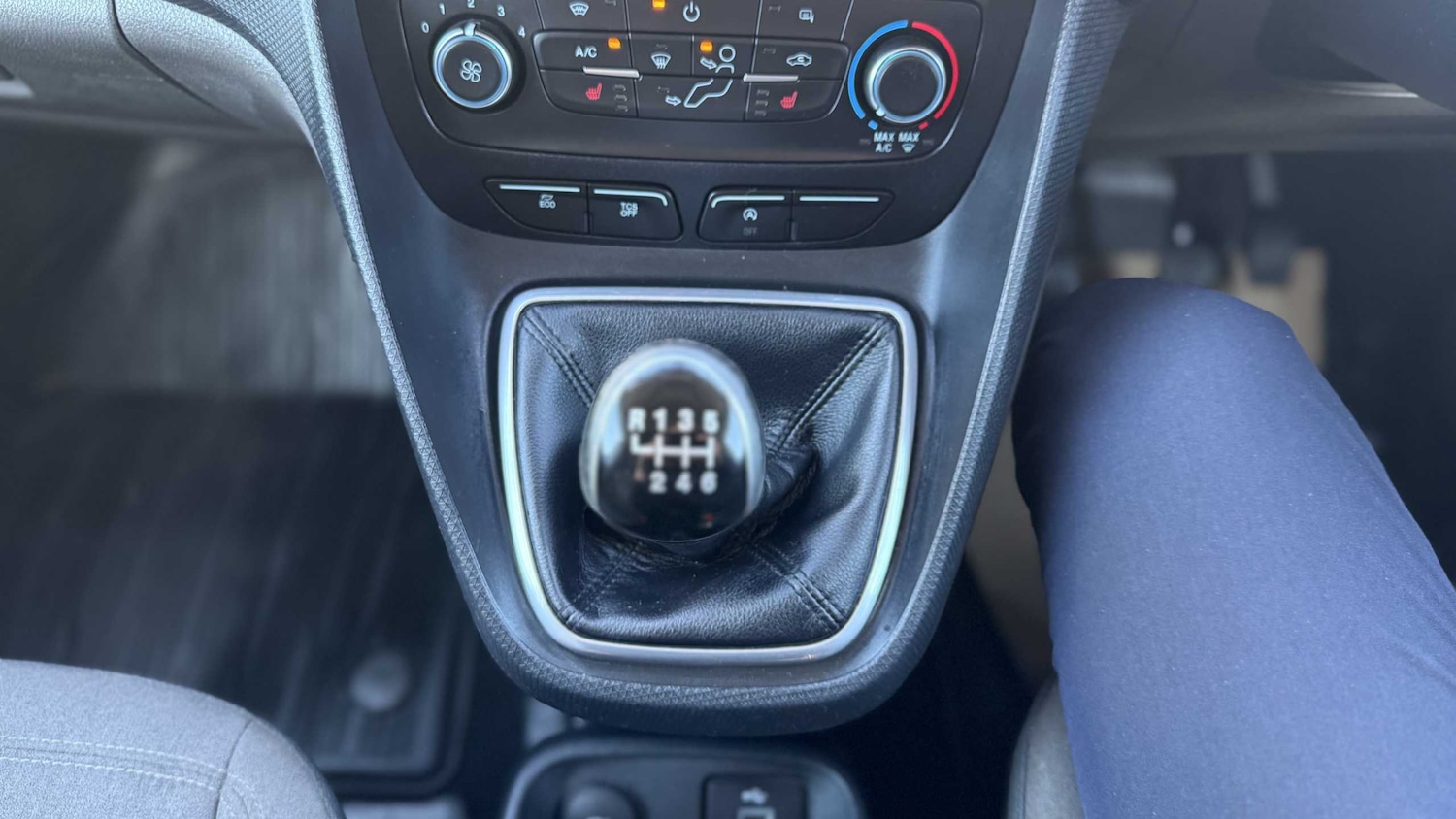 Used Ford Transit Connect 2020 for sale - 76902397: Photo 31