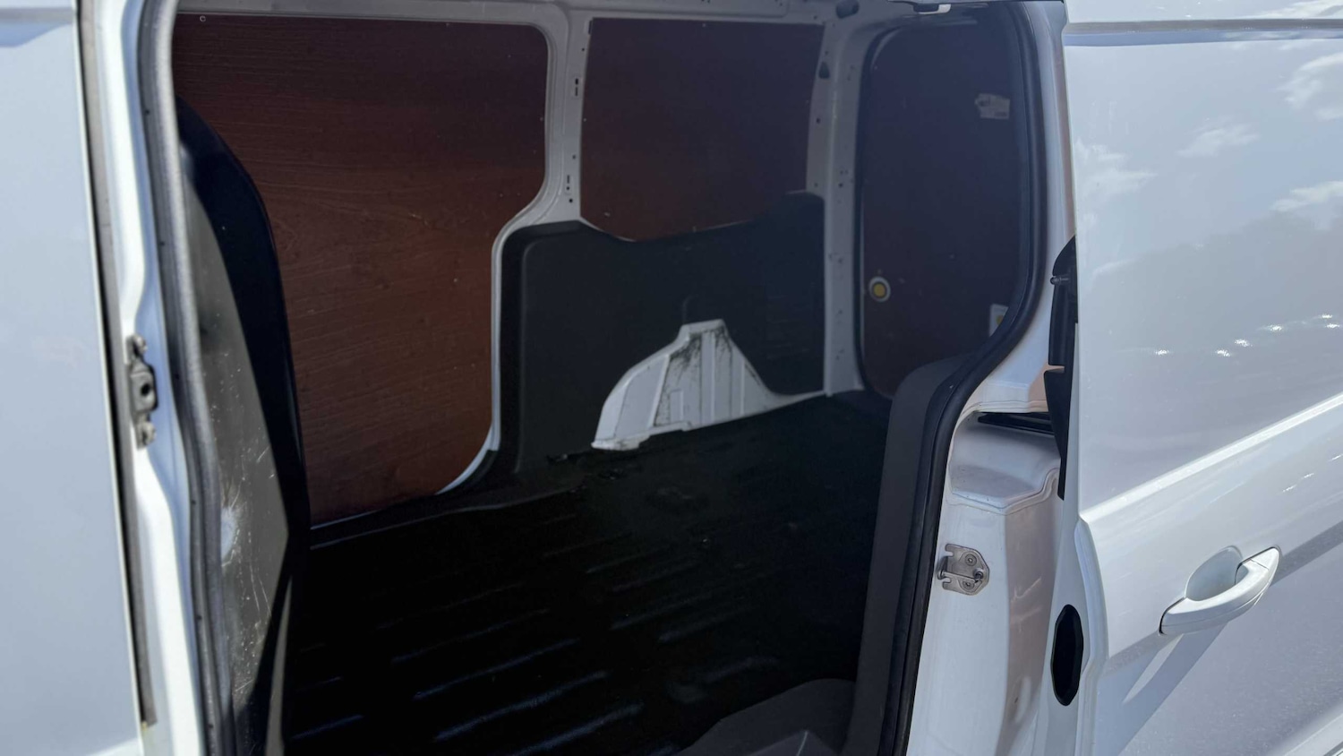 Used Ford Transit Connect 2020 for sale - 76902397: Photo 8