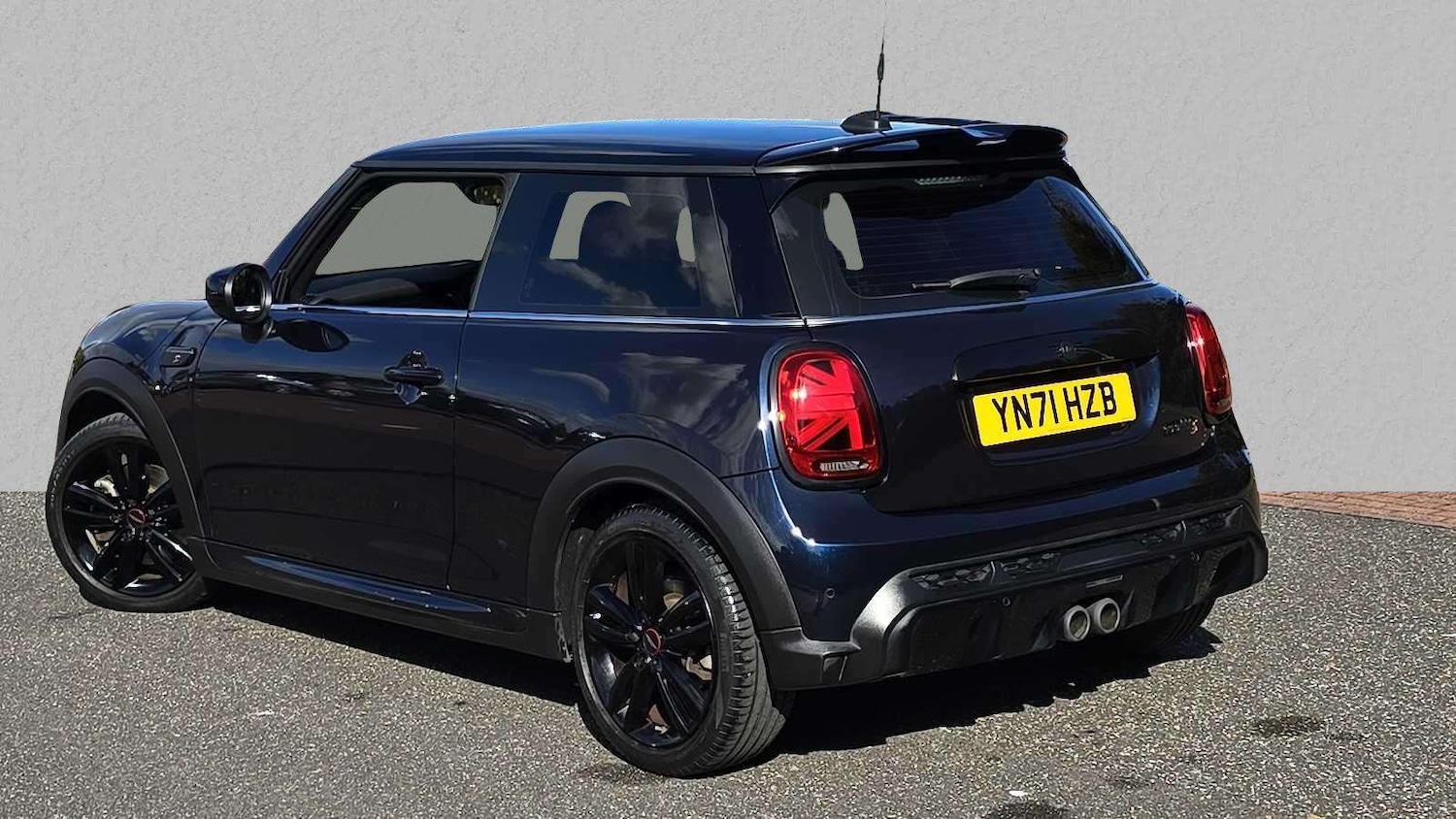 Used MINI Hatch 2021 for sale - 77061122: Photo 2