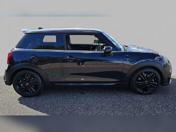 Used MINI Hatch 2021 for sale - 77061122: Photo