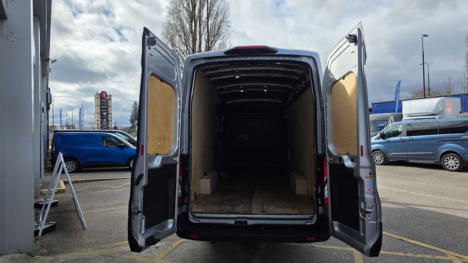 Used Ford Transit 2025 for sale - 77972894: Photo 13