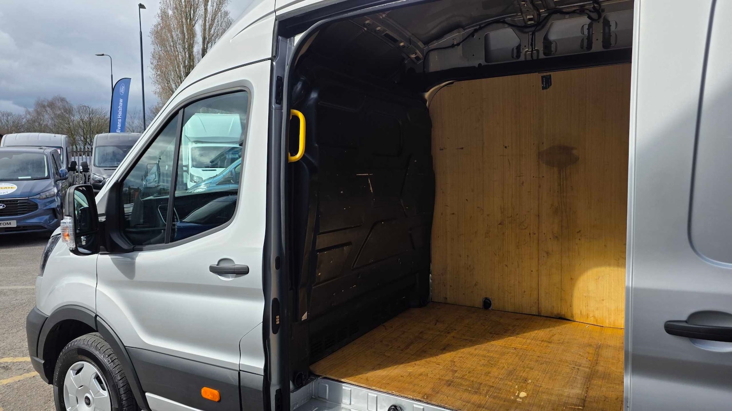 Used Ford Transit 2025 for sale - 77972894: Photo 15