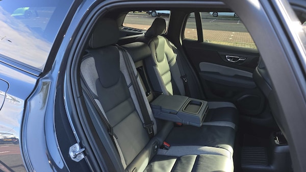 Used Volvo V60 2019 for sale - 75461084: Photo 13