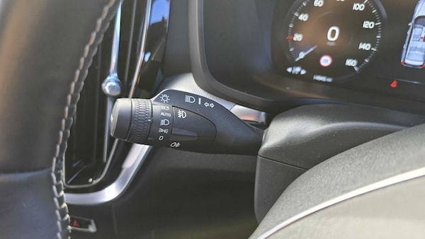 Used Volvo V60 2019 for sale - 75461084: Photo 29