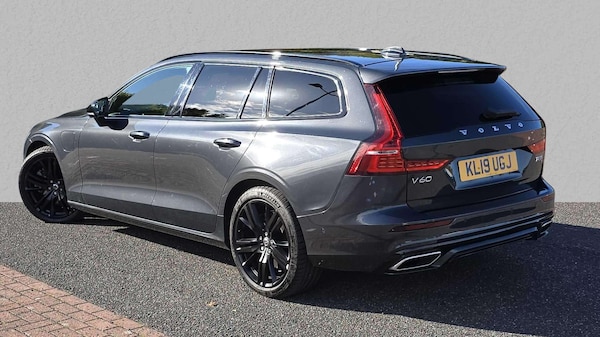 Used Volvo V60 2019 for sale - 75461084: Photo 2