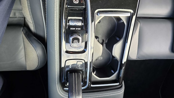 Used Volvo V60 2019 for sale - 75461084: Photo 31