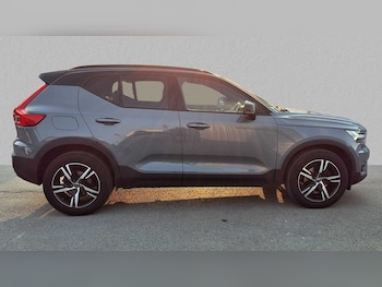 Used Volvo XC40 2021 for sale - 75535182: Photo