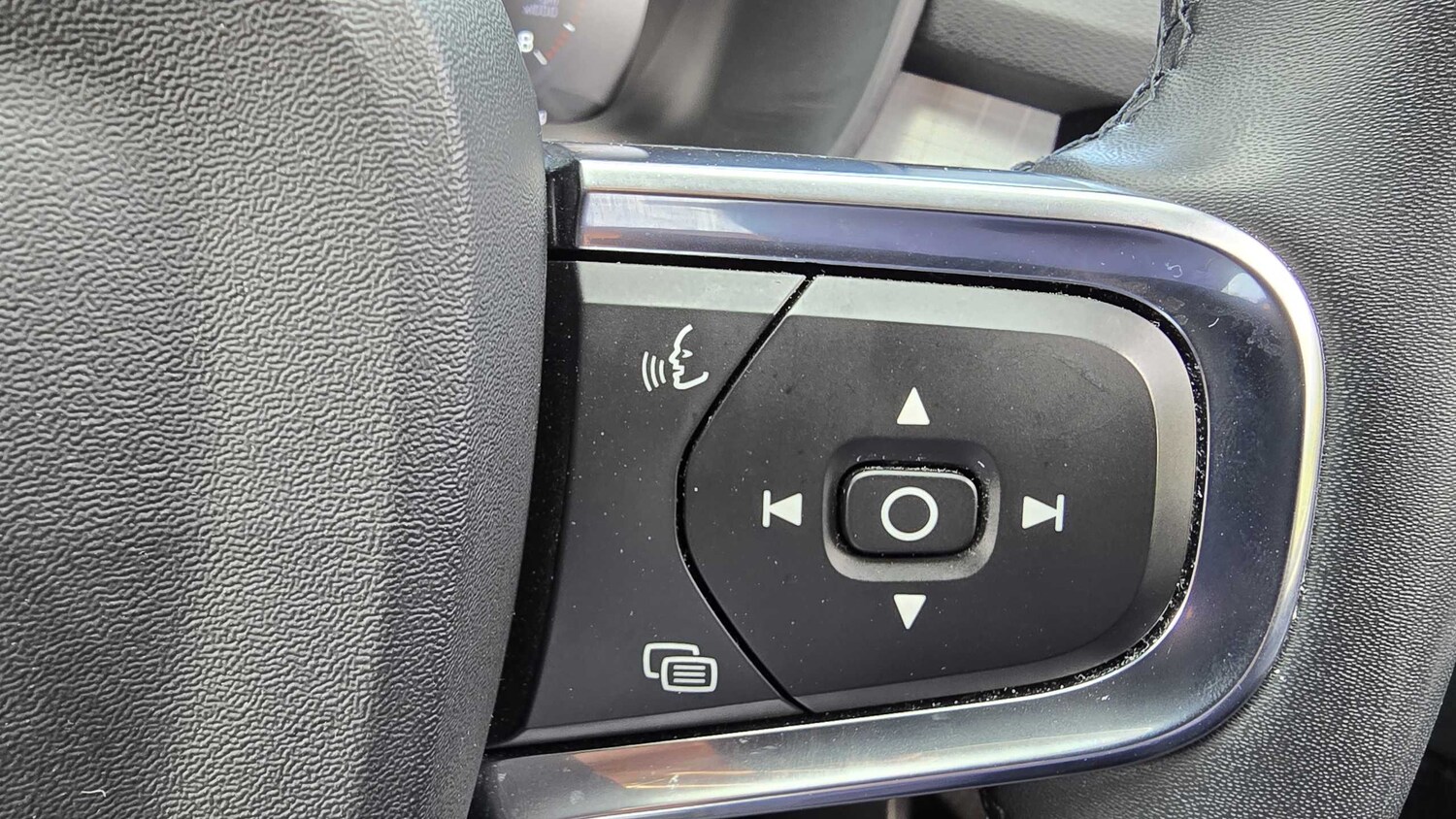 Used Volvo XC40 2022 for sale - 75981477: Photo 30