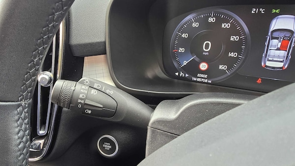 Used Volvo XC40 2022 for sale - 75981477: Photo 34