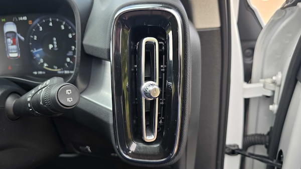 Used Volvo XC40 2022 for sale - 75981477: Photo 6