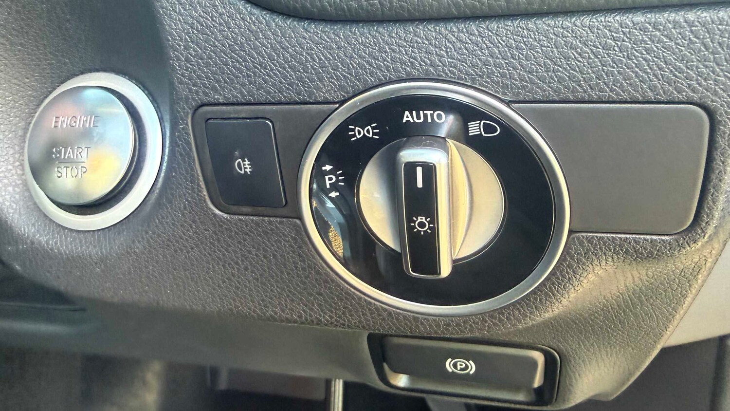 Used Mercedes-Benz CLA 2017 for sale - 77928493: Photo 23