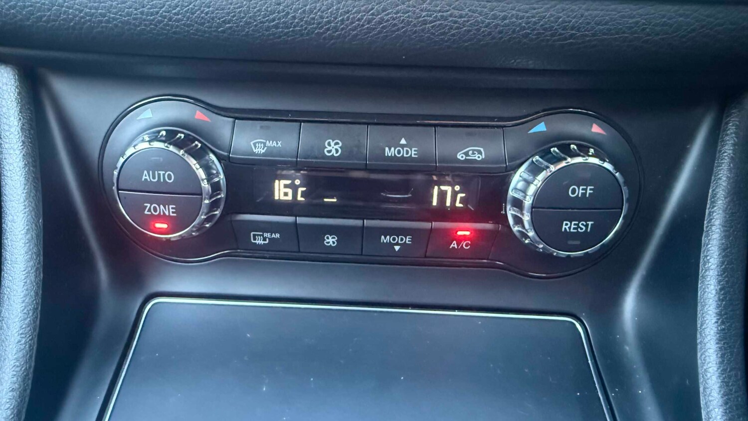 Used Mercedes-Benz CLA 2017 for sale - 77928493: Photo 31