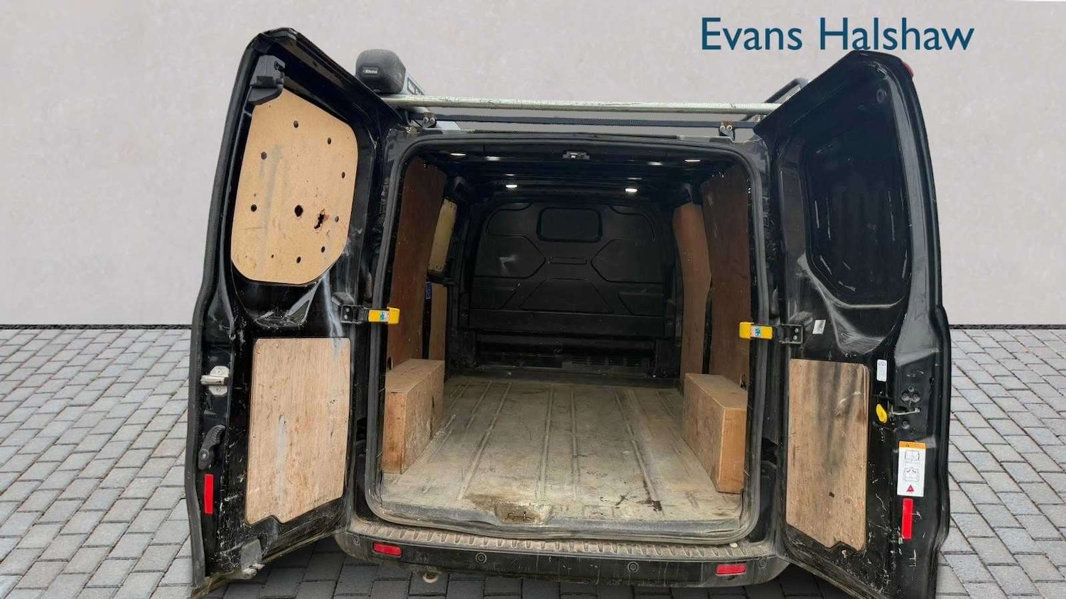 Used Ford Transit Custom 2022 for sale - 77686651: Photo 5