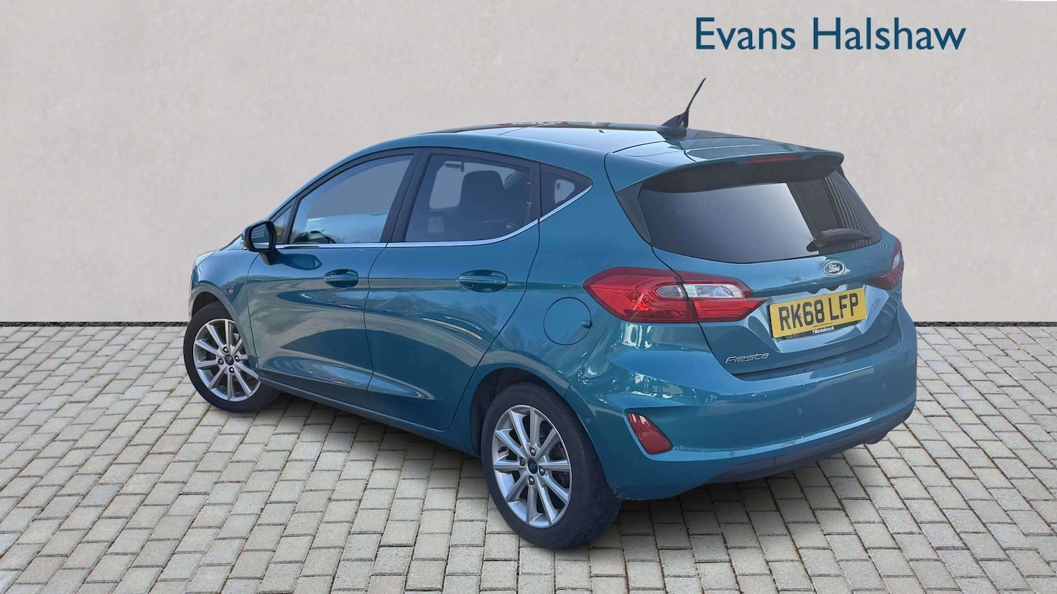 Used Ford Fiesta 2018 for sale - 77979495: Photo 2