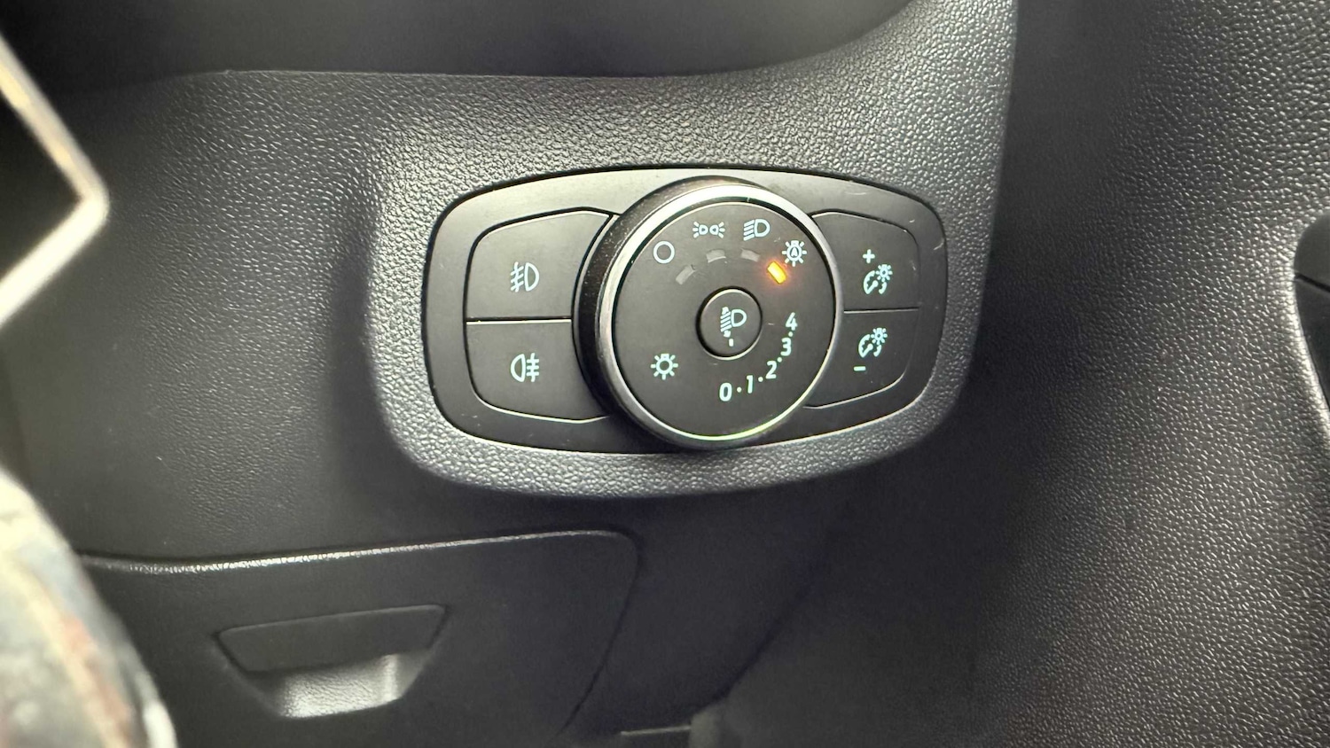 Used Ford Fiesta 2020 for sale - 76310794: Photo 22