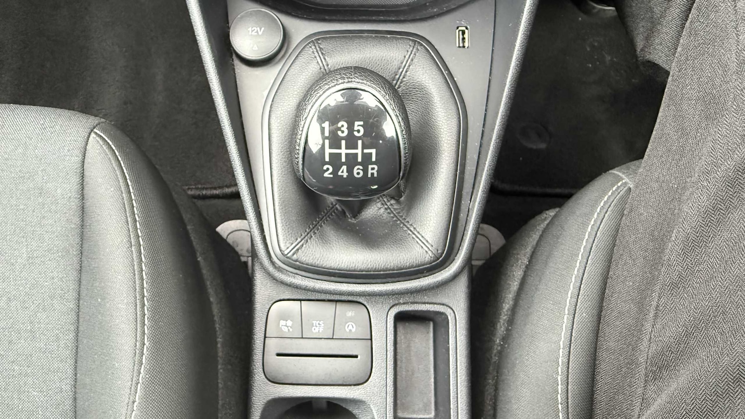 Used Ford Fiesta 2020 for sale - 76310794: Photo 32