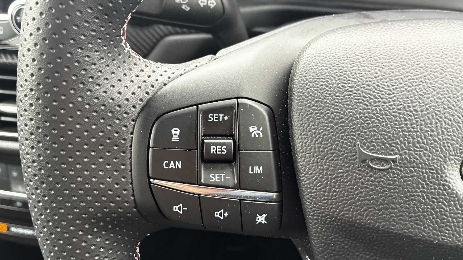 Used Ford Puma 2024 for sale - 76310691: Photo 30