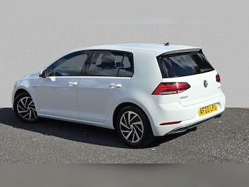 Used Volkswagen Golf 2020 for sale - 75993765: Photo